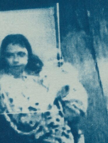 22 01.2026 | Mother–daughter and invisible lineages